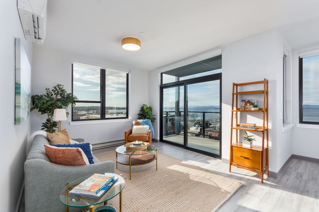 Studio, 1 - Photo 5 of 13