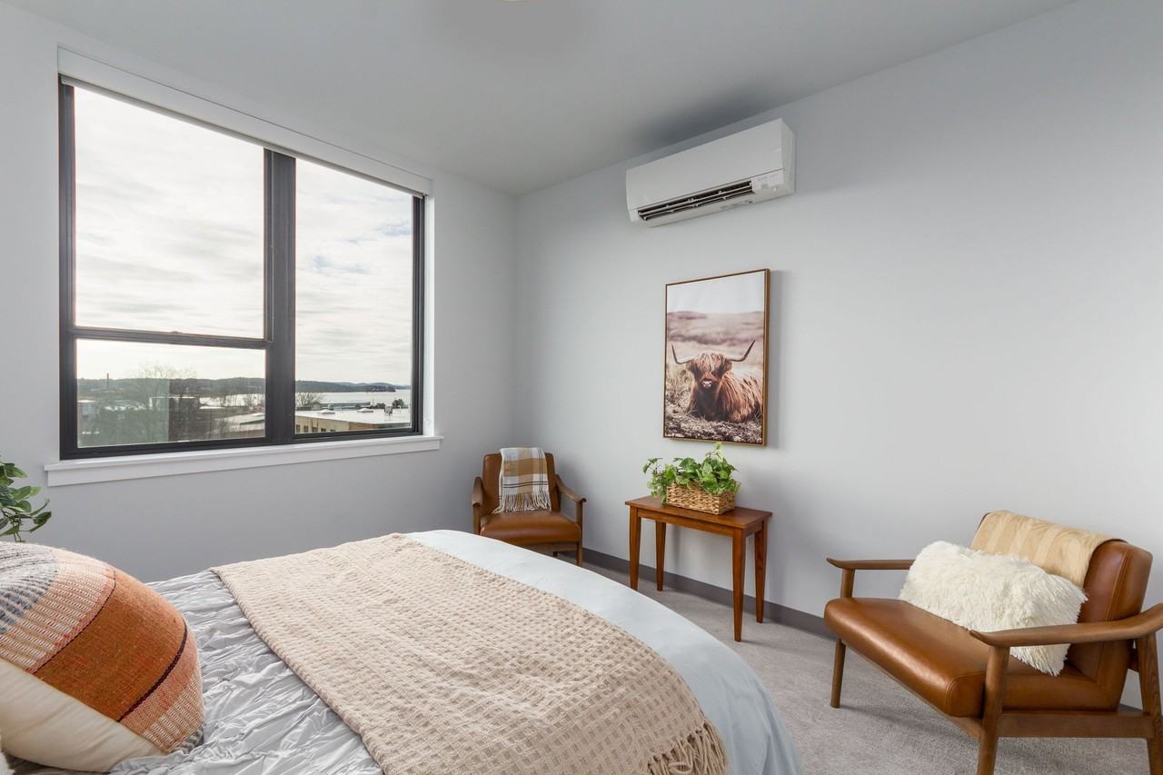 Studio, 1 - Photo 6 of 13