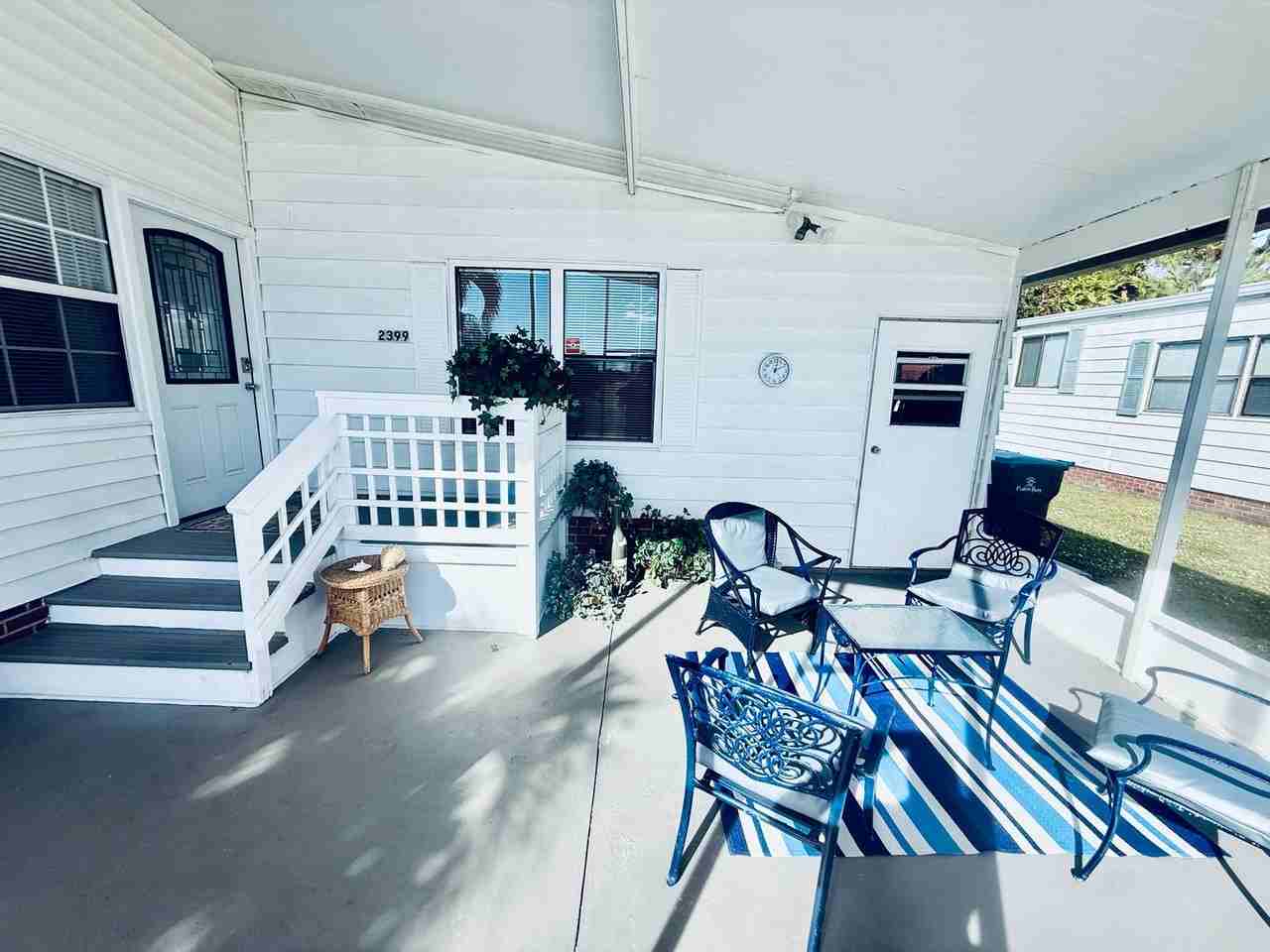 2399 Coconut Palm Dr Ne - Photo 2 of 13