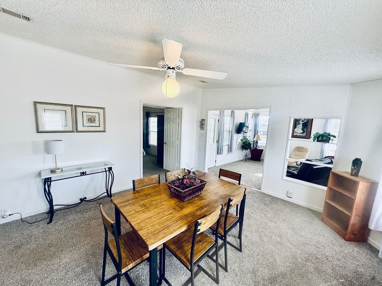 2399 Coconut Palm Dr Ne - Photo 3 of 13