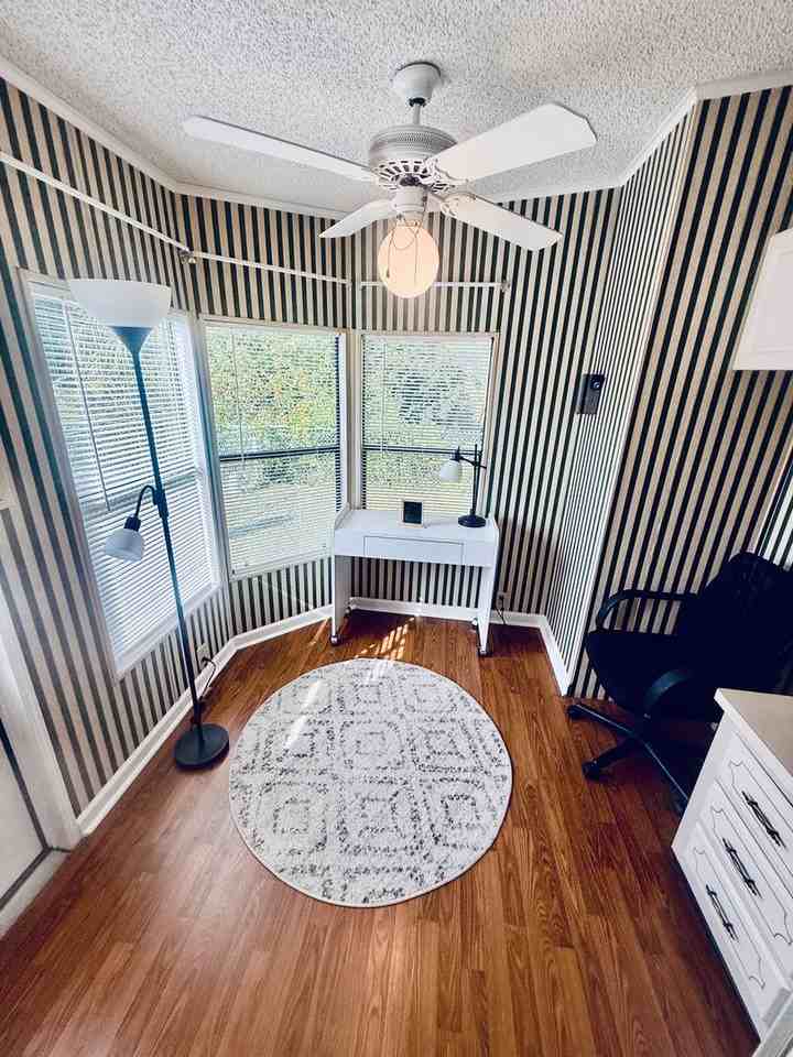 2399 Coconut Palm Dr Ne - Photo 6 of 13