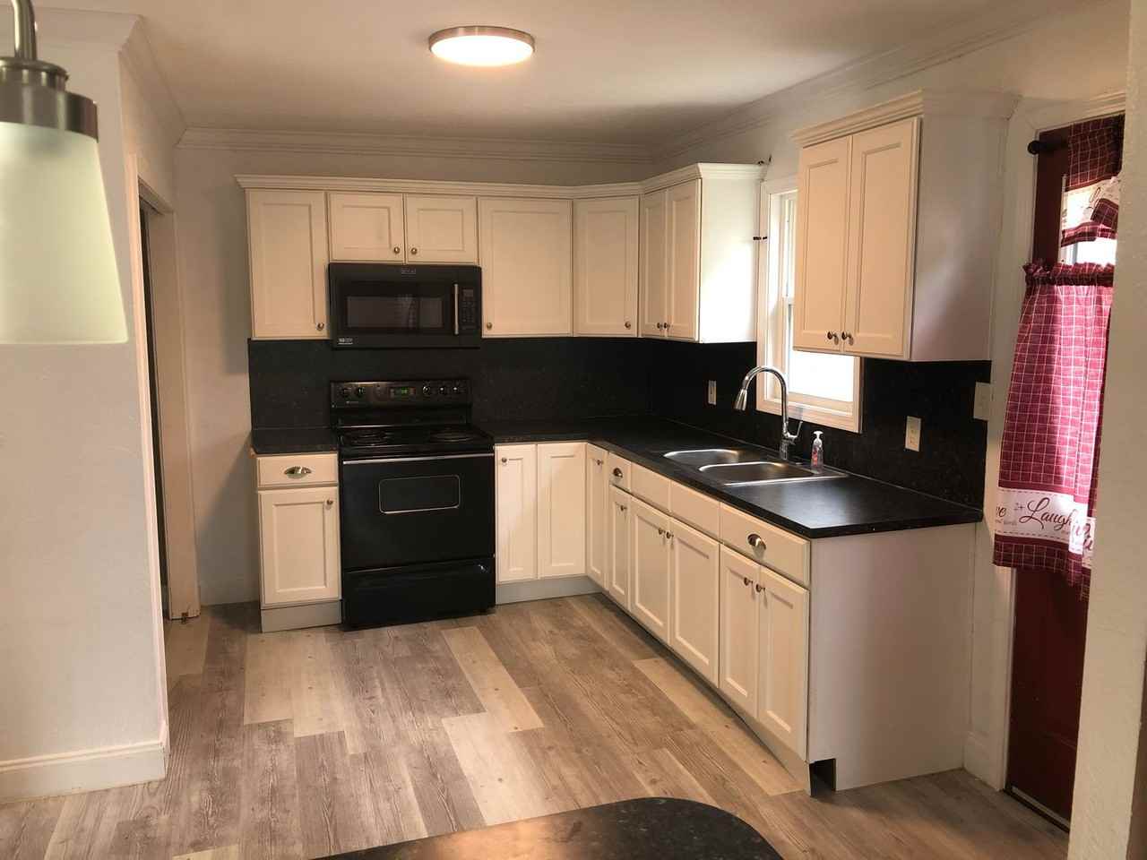 2831 Pecan Street - Photo 3 of 12