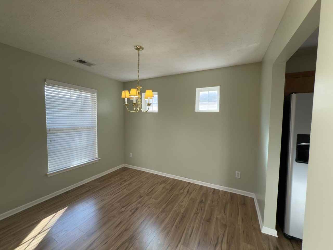 103 Topaz Drive - Photo 2 of 15