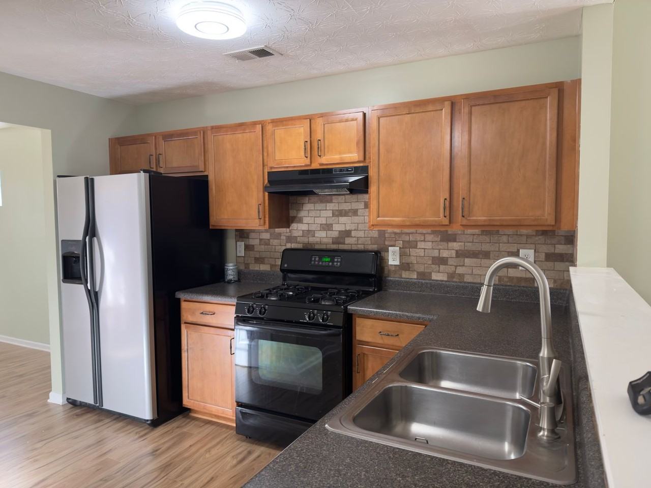 103 Topaz Drive - Photo 4 of 15