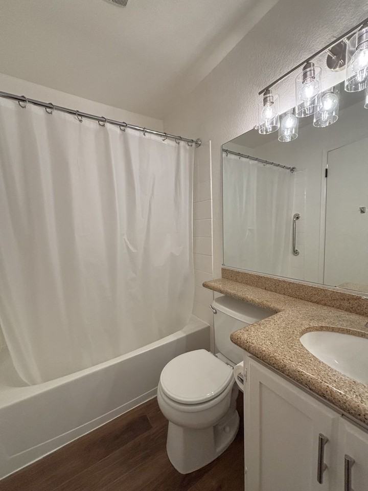 39224 Guardino Drive - Photo 7 of 11