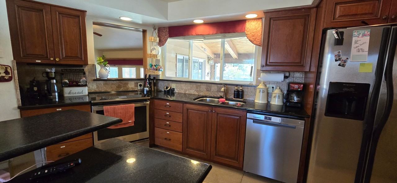 2604 50th Ave - Photo 2 of 29
