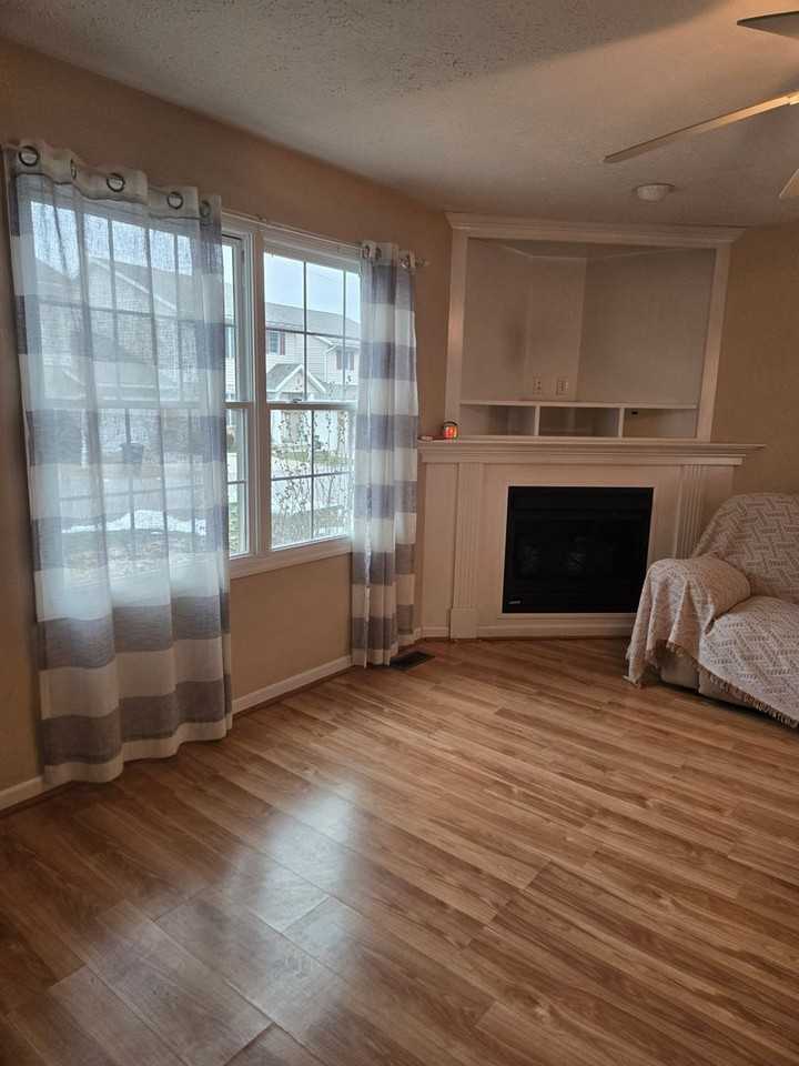 252 Donna Avenue - Photo 3 of 16