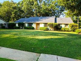 featured image of 542 Dunmoreland Drive