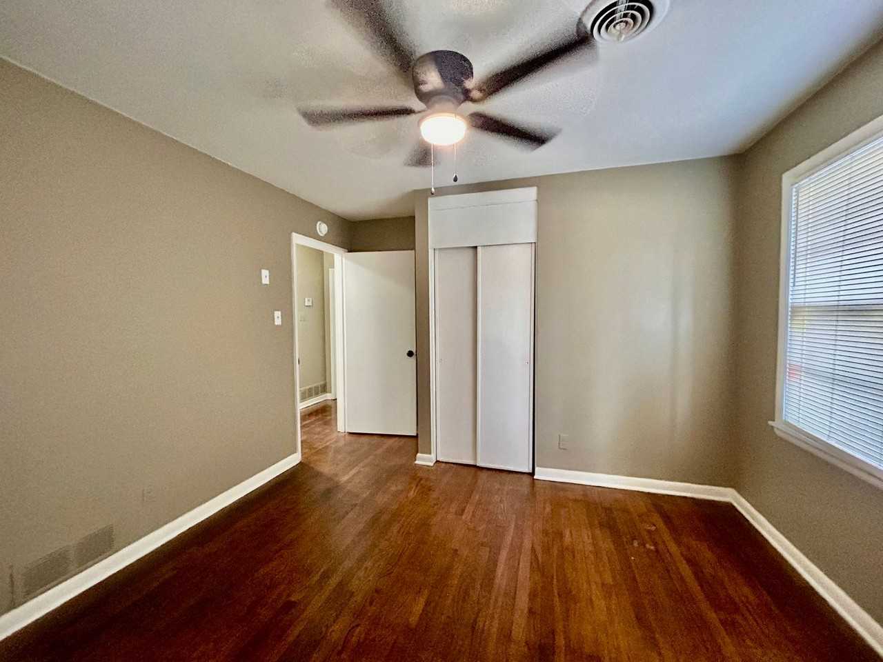 3310 N Watkins St - Photo 6 of 9