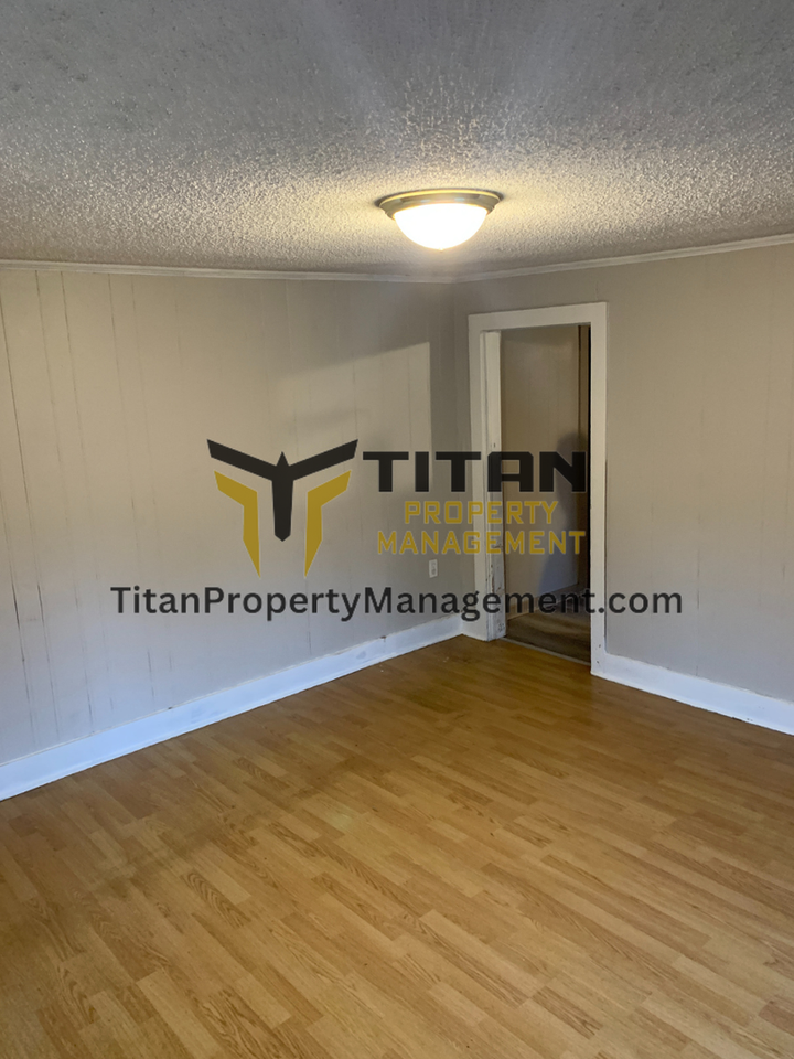 912 Denver - Photo 6 of 13