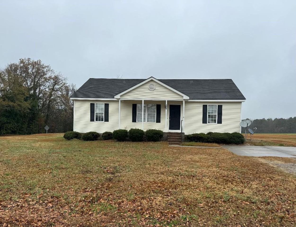 100 East Cedar Street