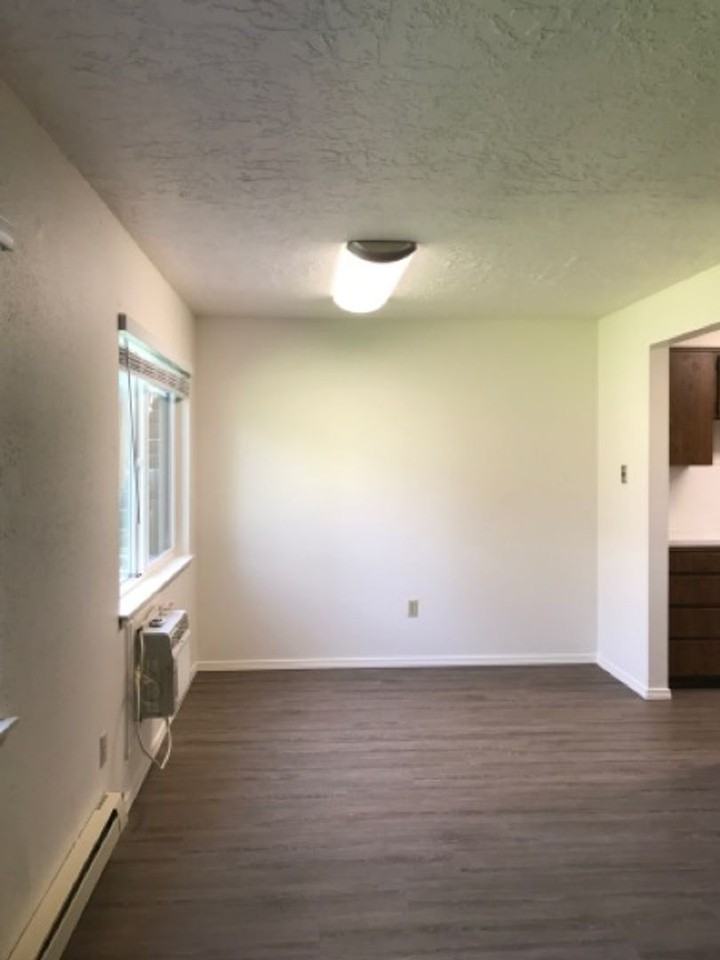 782 Washington St N #3 - Photo 2 of 7