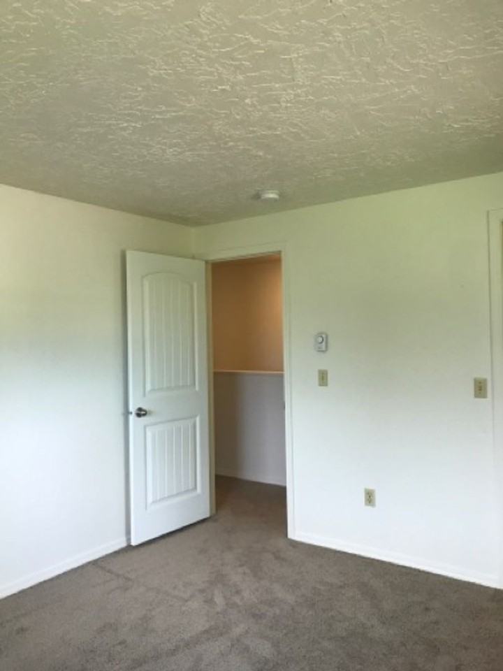 782 Washington St N #3 - Photo 7 of 7