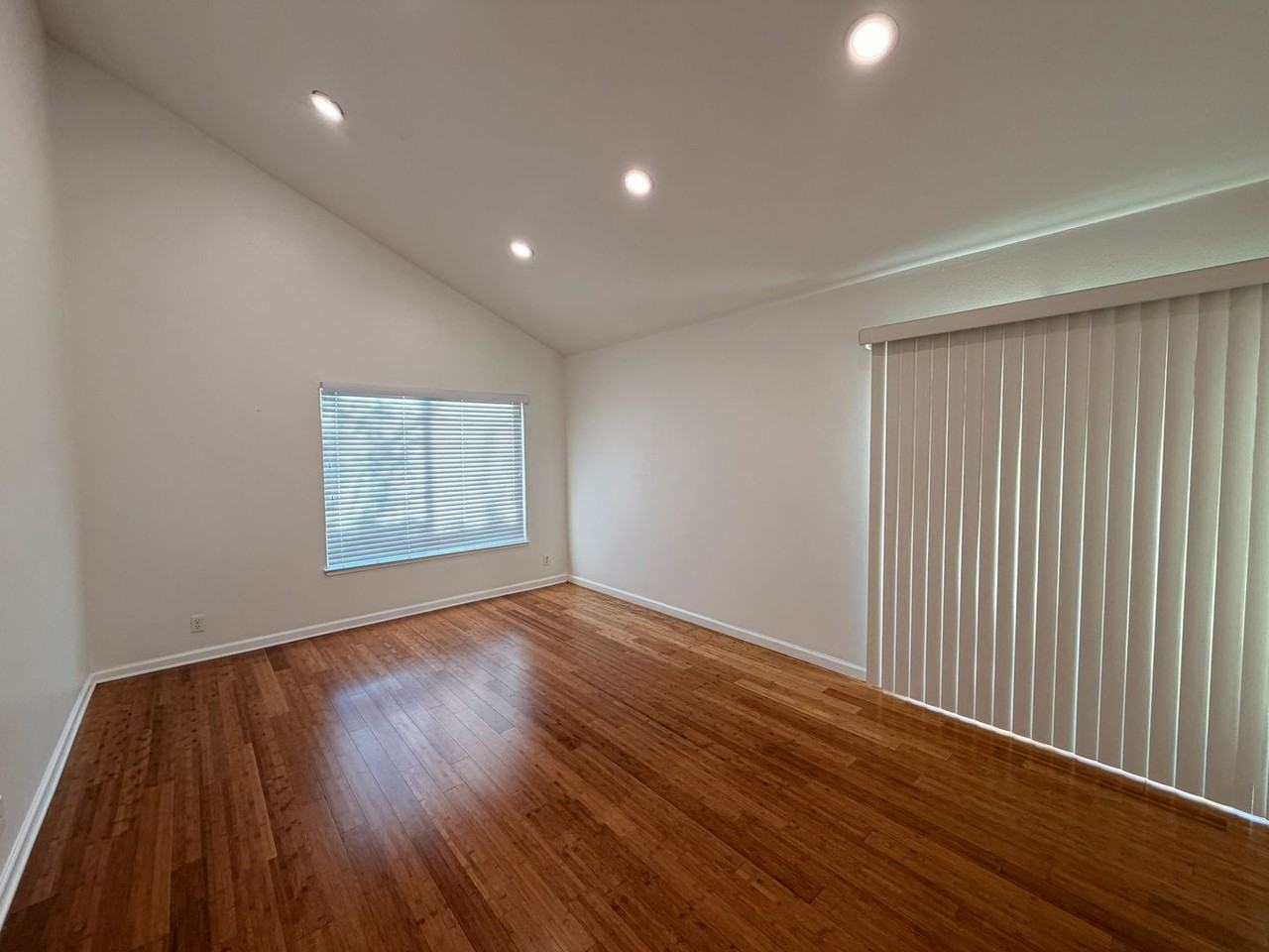 5929 Mabie Court - Photo 6 of 26