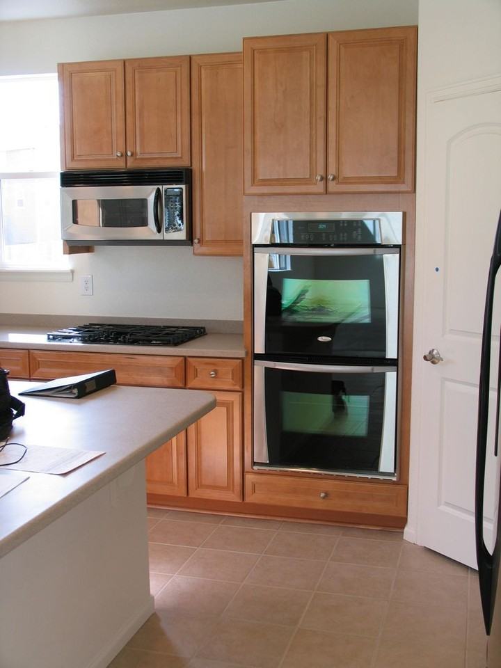 2127 Primrose Lane - Photo 3 of 18