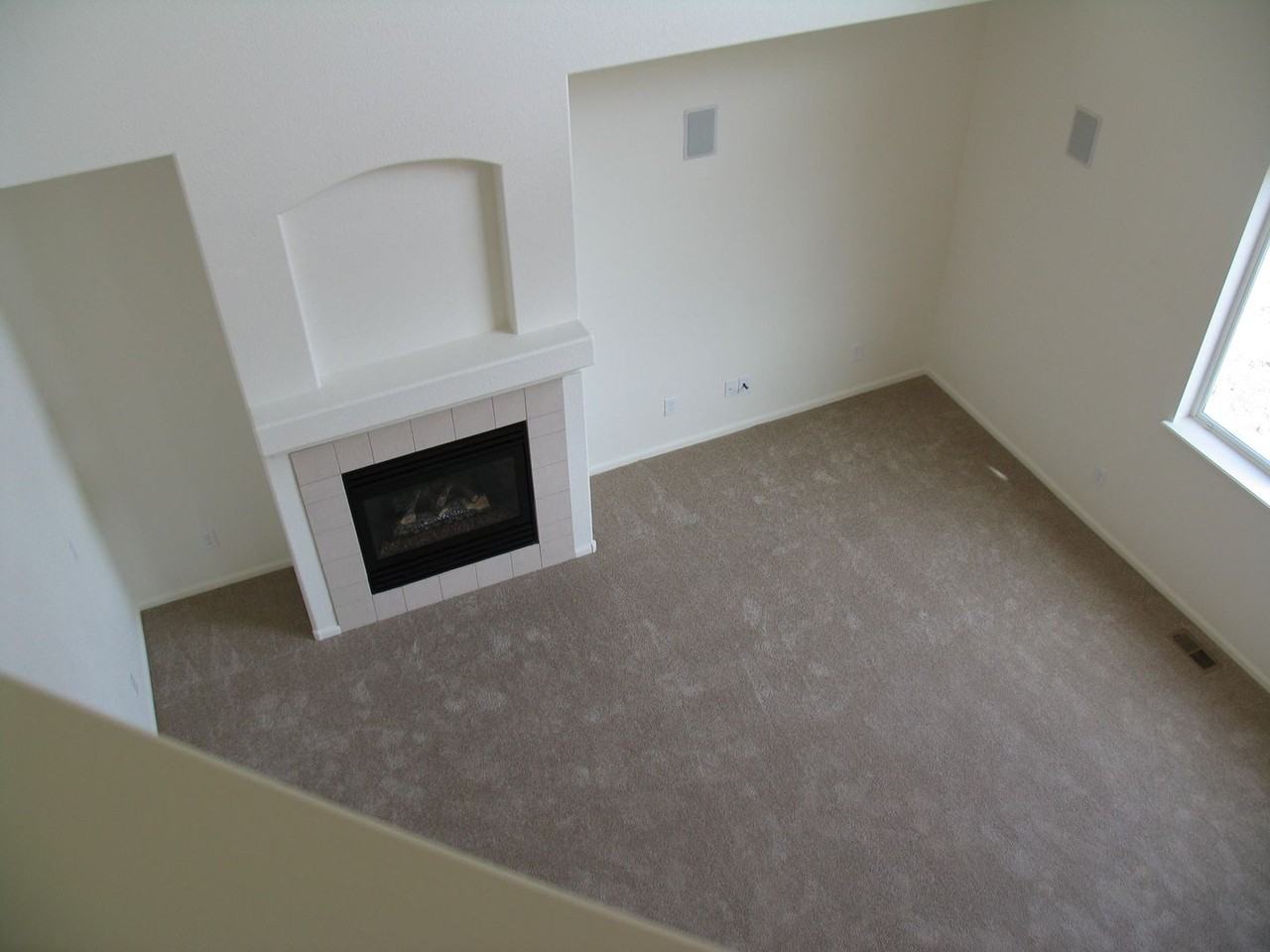 2127 Primrose Lane - Photo 4 of 18