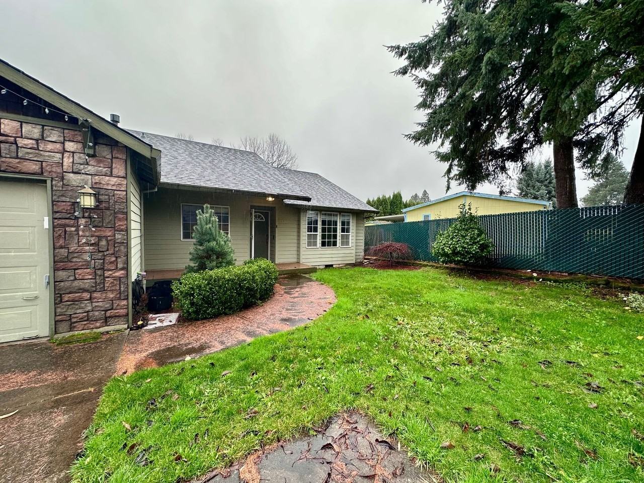 12418 Se Mountain Sun Dr - Photo 5 of 34