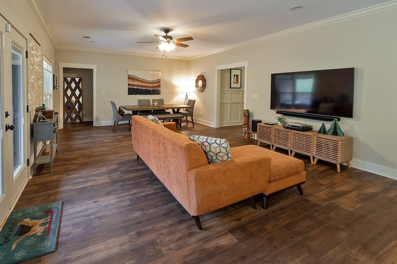 88 Elmore Road - Photo 6 of 27