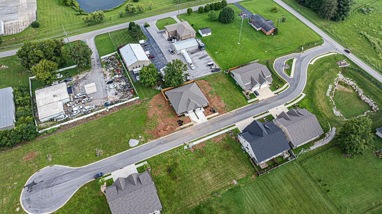 562 Providence Court - Photo 7 of 22