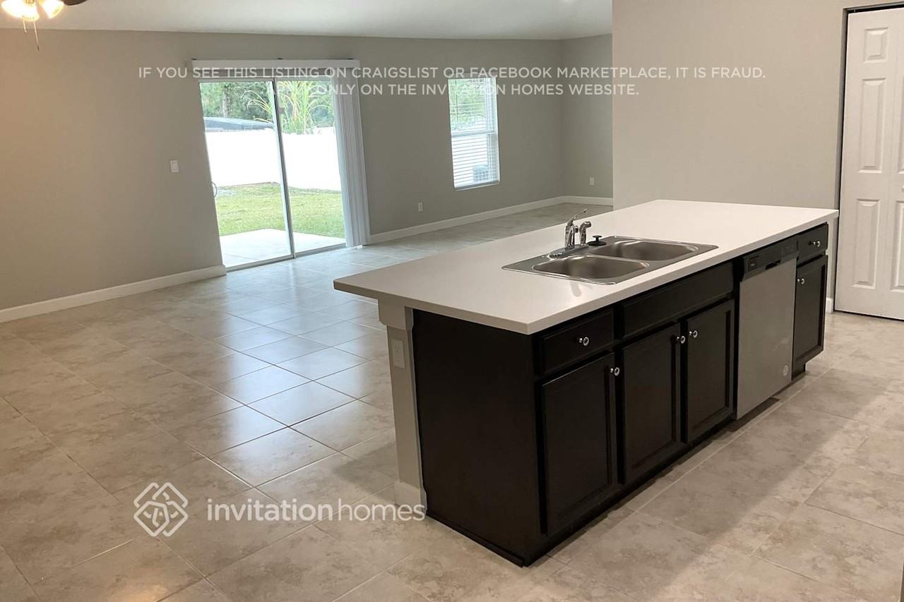 519 Fort Pierce St Sw - Photo 6 of 14