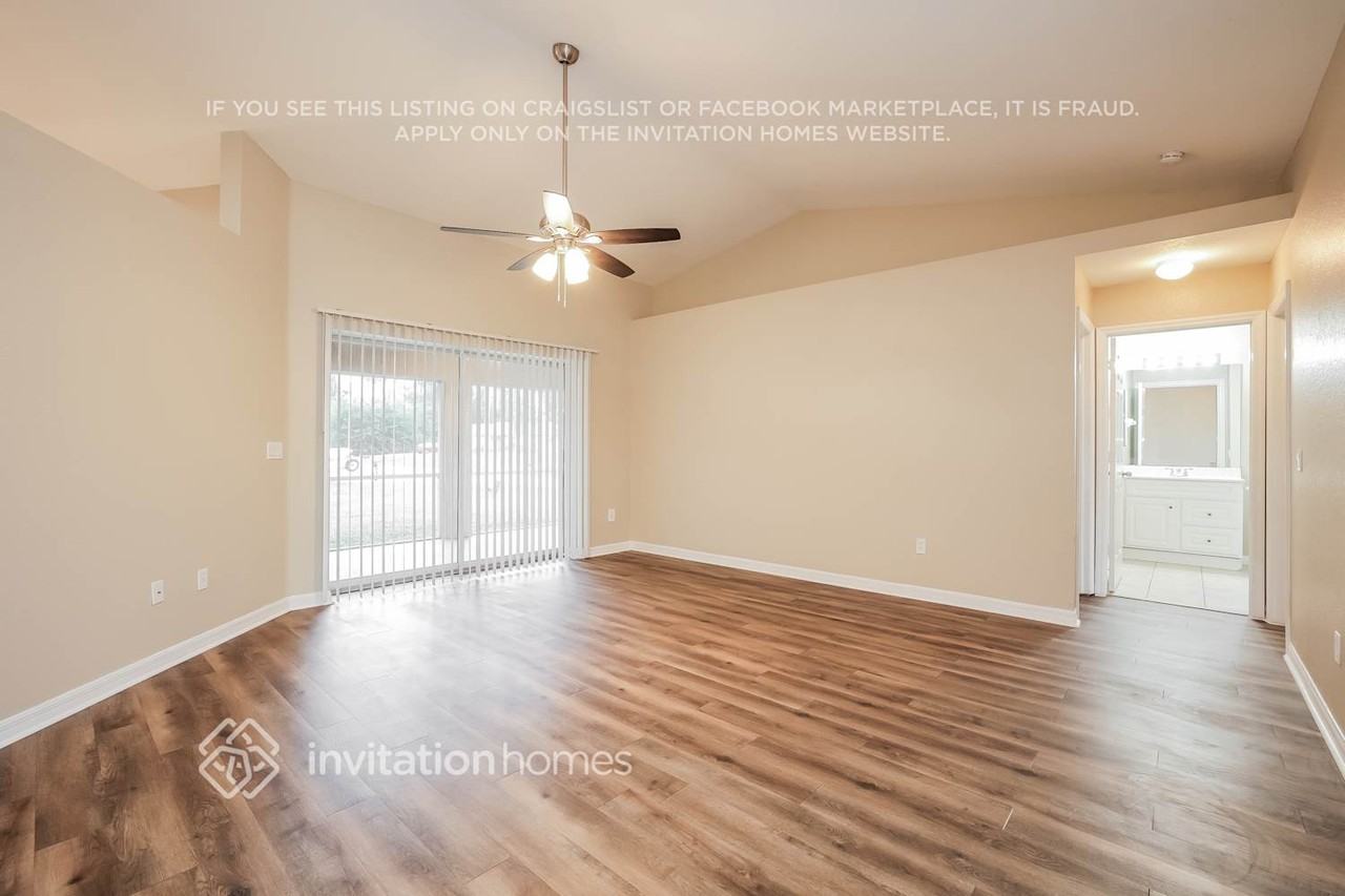 2614 Nellie Ln - Photo 4 of 17