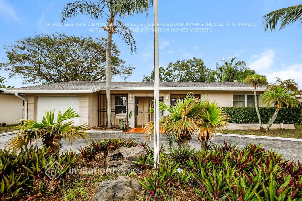 1501 North 46th Avenue