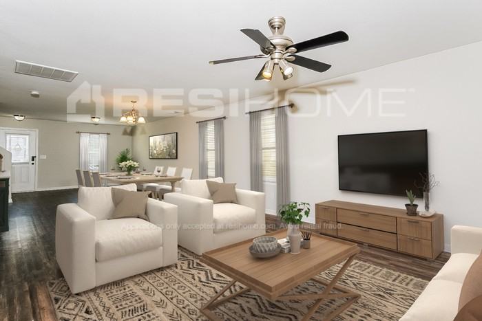 224 Farmington Dr - Photo 6 of 20