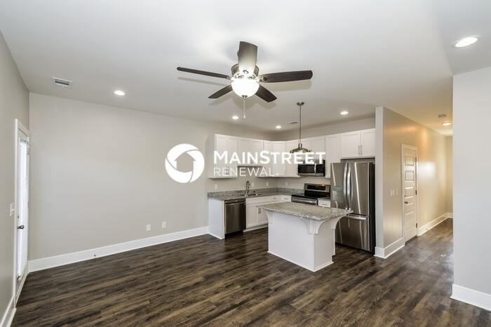 108 Hartsville Pike - Photo 2 of 17