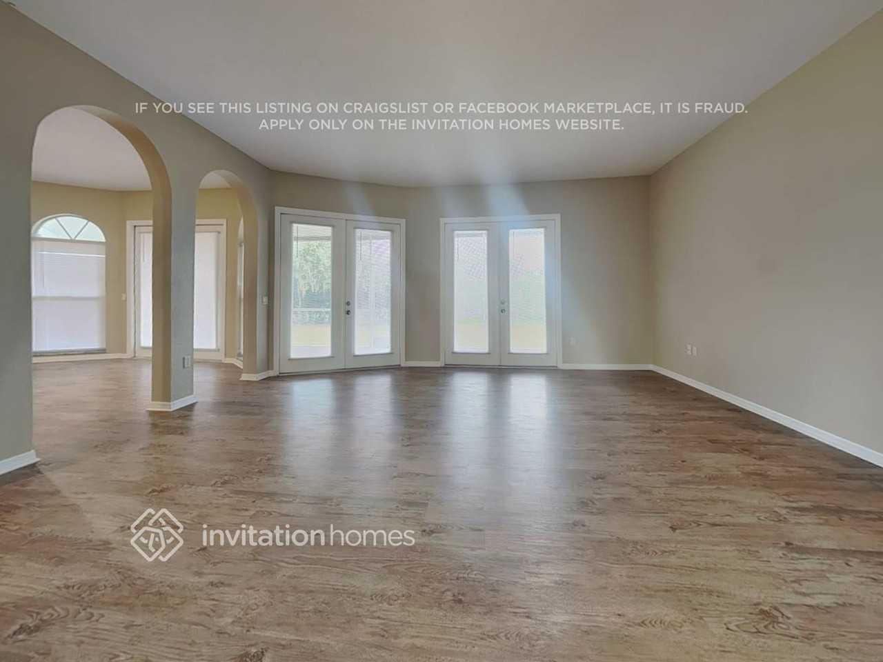 2906 Aston Ave - Photo 3 of 22