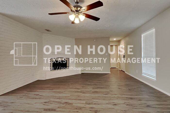 14203 Cornelia Dr - Photo 4 of 20