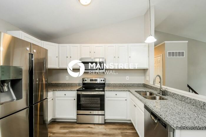 5354 Trailview Dr - Photo 6 of 17