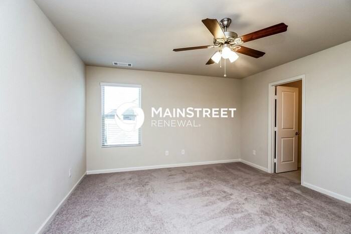 35 Olivia Way - Photo 6 of 17