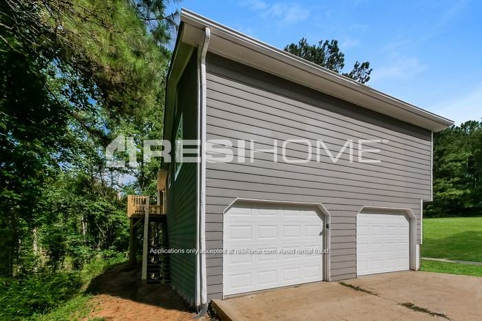 6230 Tucker Lane - Photo 2 of 18