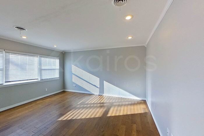 4418 Mesa Cir - Photo 2 of 24