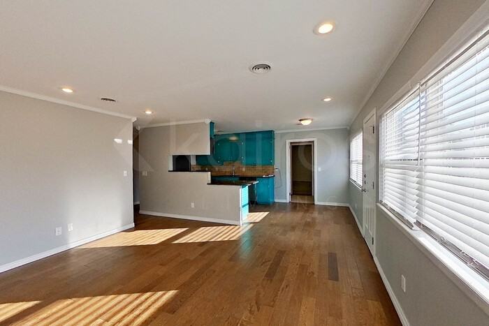 4418 Mesa Cir - Photo 4 of 24
