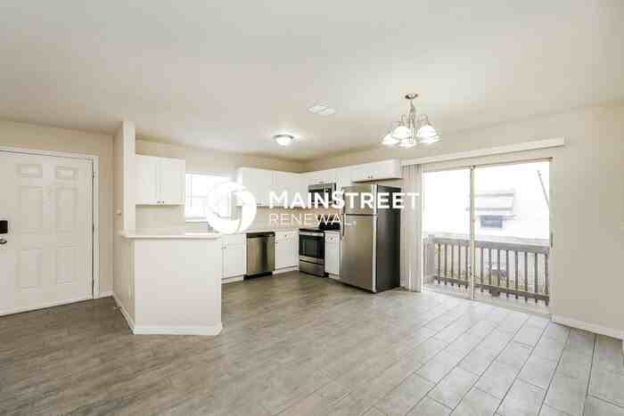 2427 18th St S - Photo 4 of 15