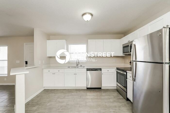 2427 18th St S - Photo 6 of 15