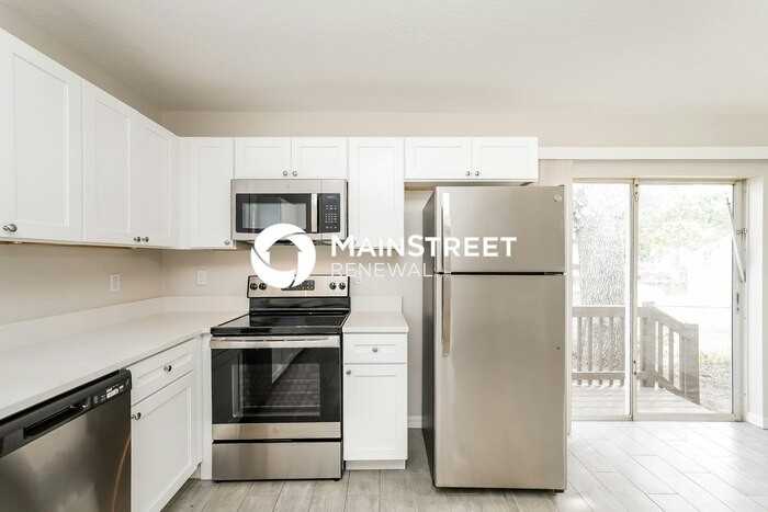 2427 18th St S - Photo 7 of 15