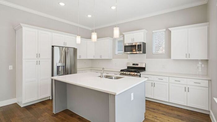 1707 Paytyn Dr #1707PD - Photo 5 of 50