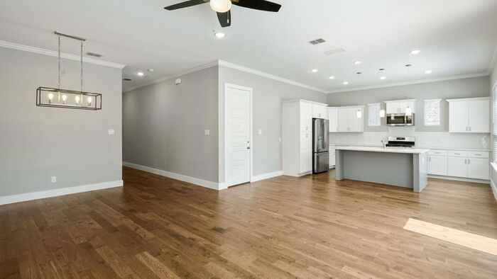 1707 Paytyn Dr #1707PD - Photo 6 of 50