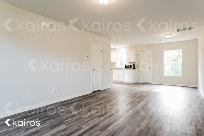 108 Arthur Ct - Photo 7 of 21