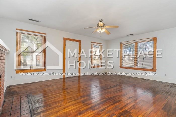 312 Maple Street - Photo 4 of 21