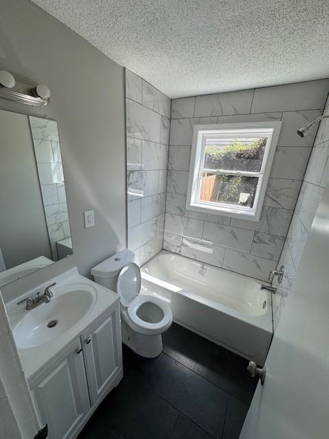 1825 Castalia St #2 - Photo 4 of 5