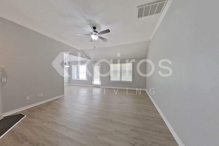 2416 Apple Drive - Photo 5 of 28