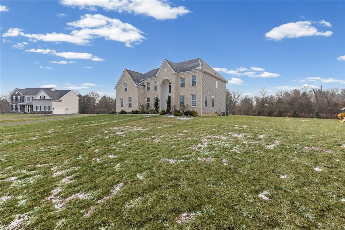 8 Katie Dr #1 - Photo 2 of 50