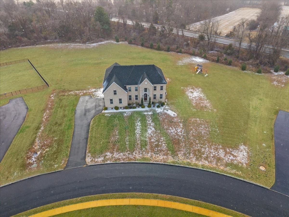 8 Katie Dr #1 - Photo 5 of 50