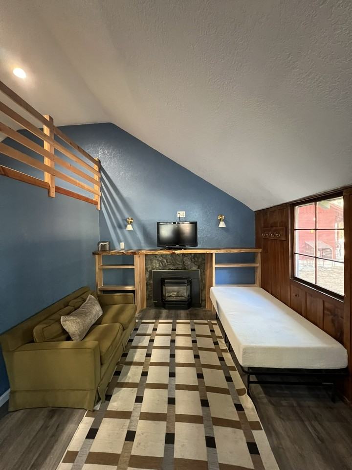 1081 Craig Avenue #1 - Photo 2 of 24