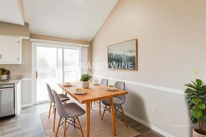 1626 S Whitney Dr - Photo 7 of 26