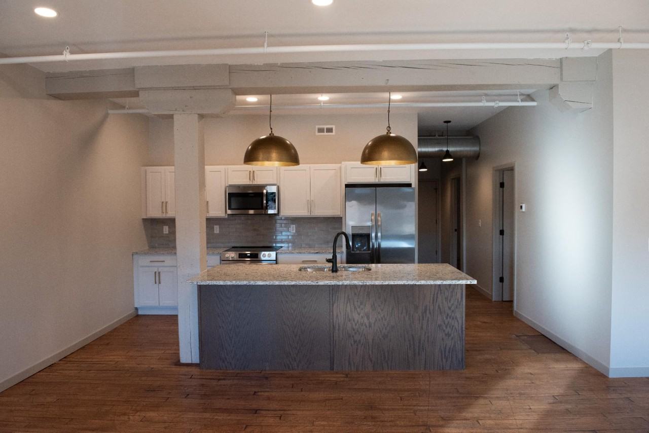 View 21 - Photo 3 of 50