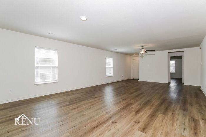 125 Stratton Lane - Photo 5 of 19